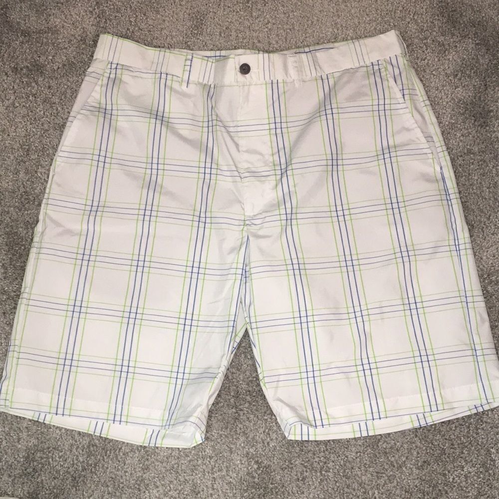 Blue Green on white Ben Hogan Performance golf shorts 36 mens polyester pro